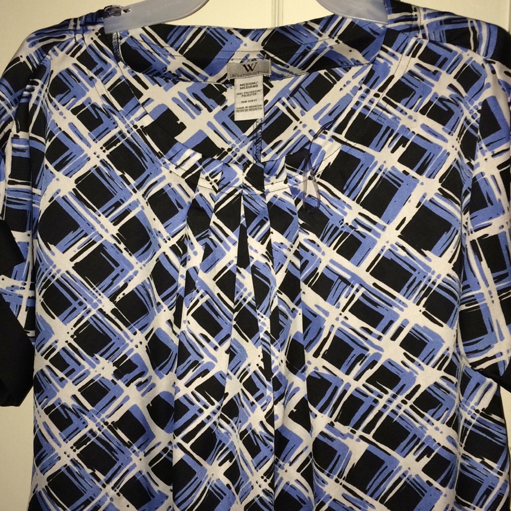blouse - Picture 2 of 8